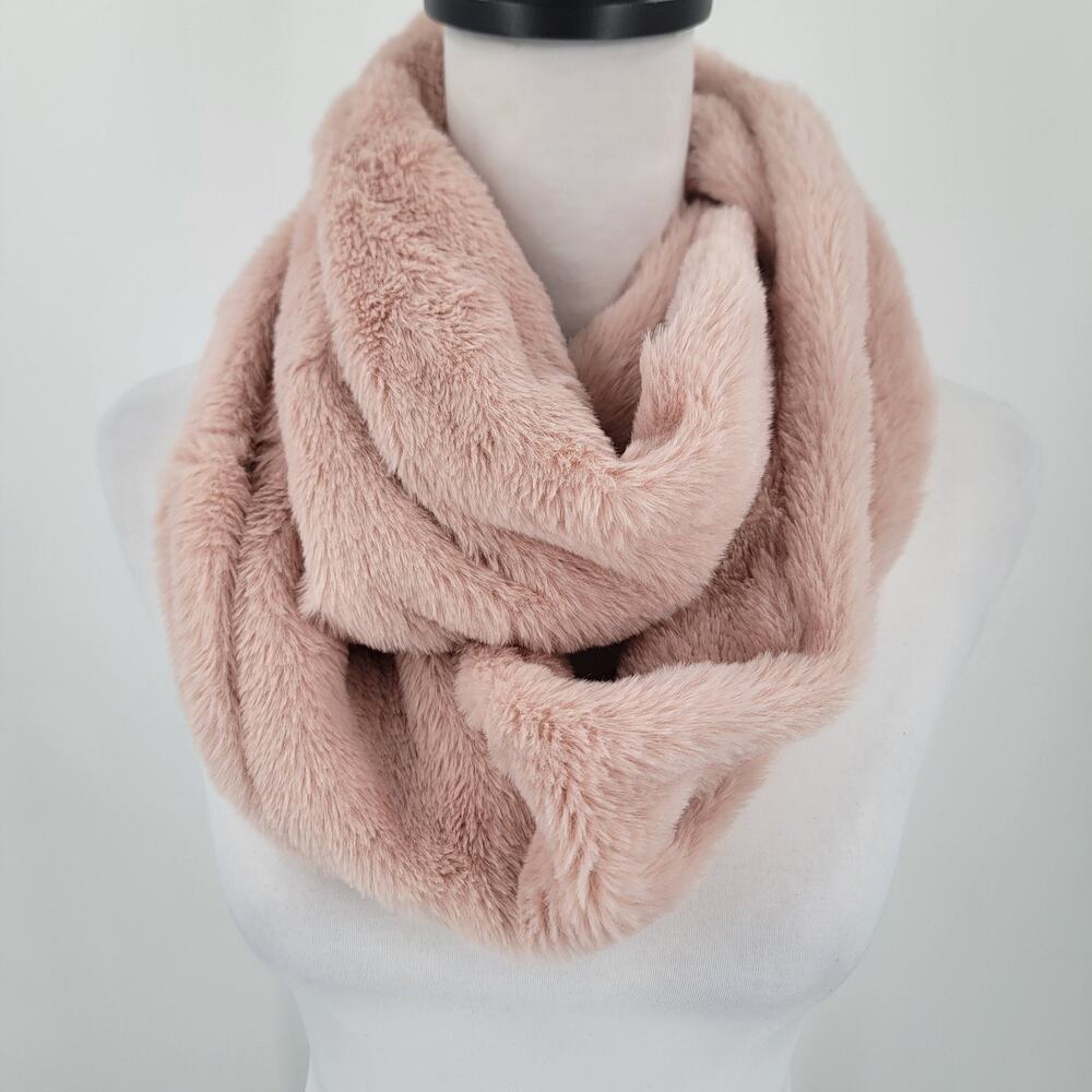Sears Scarf Blush Pink Faux Fur Loop Scarf Infinity OSFM